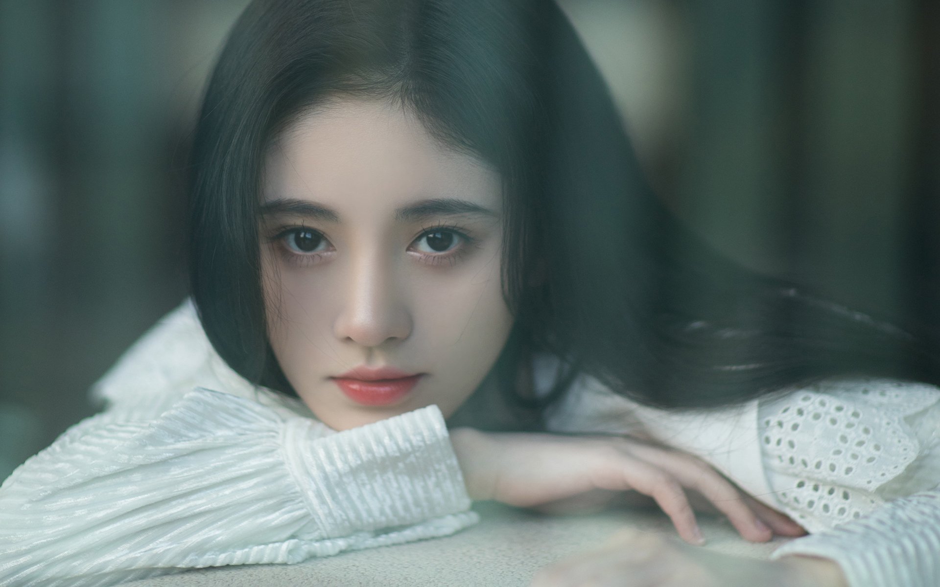 开云官方-社交媒体热议国足比赛，话题不断，国足热评