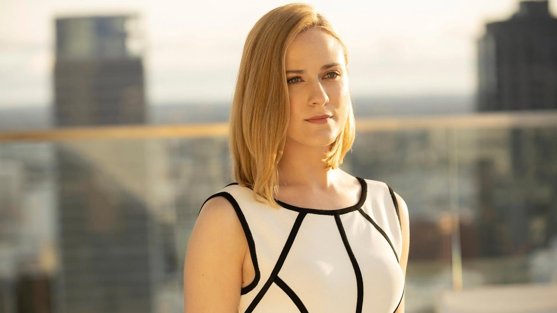 开云中国-张雨霏通过虚拟现实模拟比赛场景，张雨霏4x200比赛完整视频